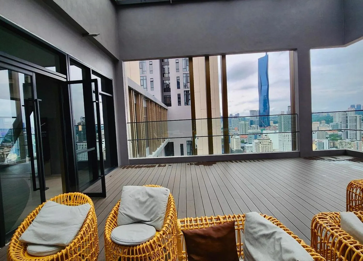 Axon Suite Premium Kl Kuala Lumpur